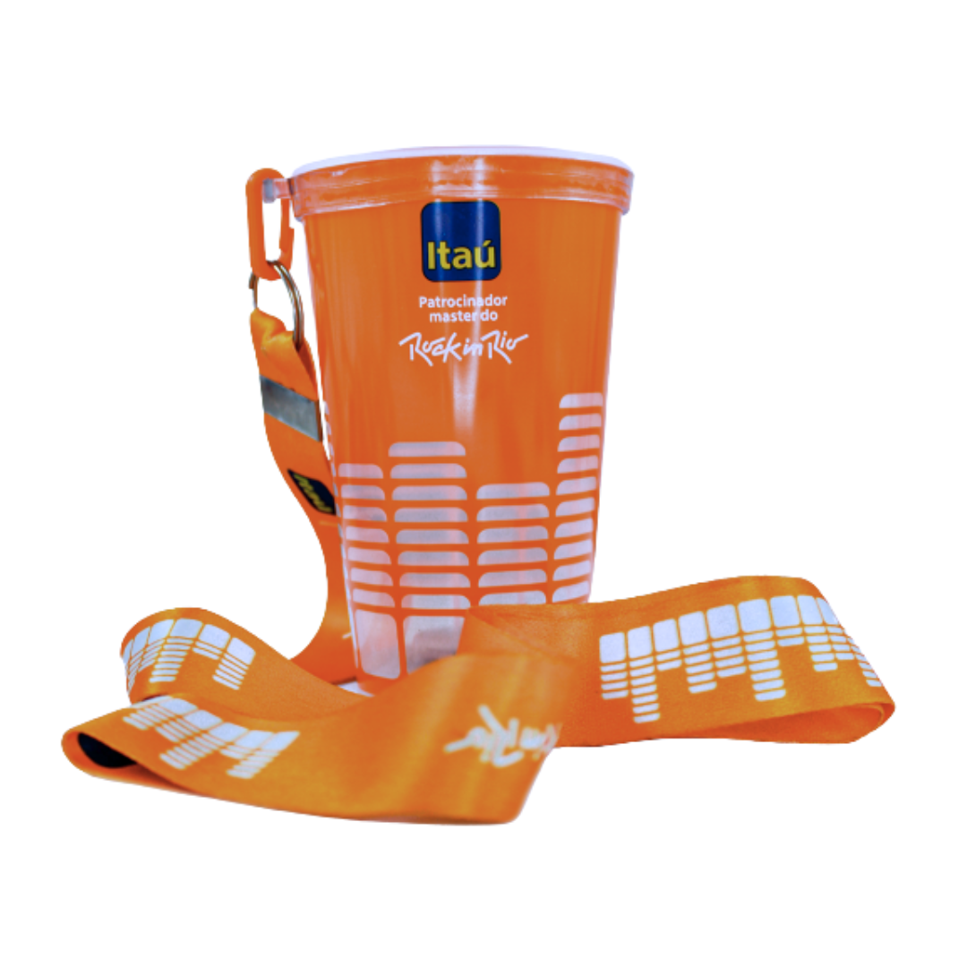 Copo com Cordão em Cetim